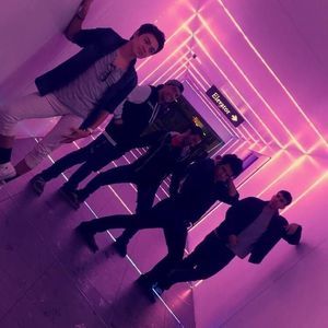 Meet your Posher, Sal